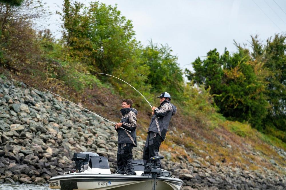 Abu Garcia Veritas Baitcasting Rod - Image 9