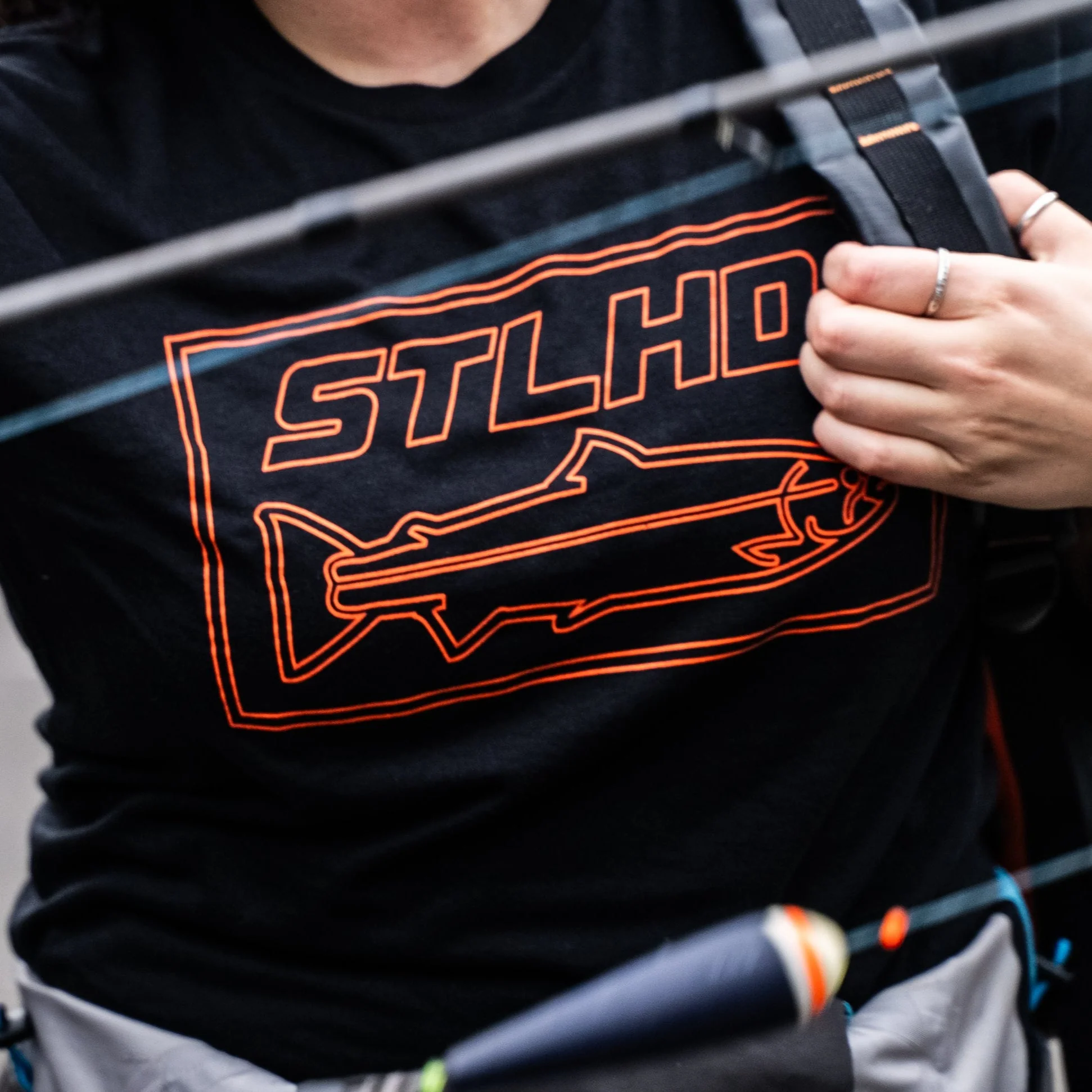 STLHD Men’s Outline T-Shirt - Image 4